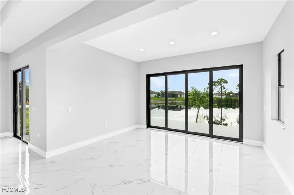 2507 NW 25th Street Cape Coral FL 33993