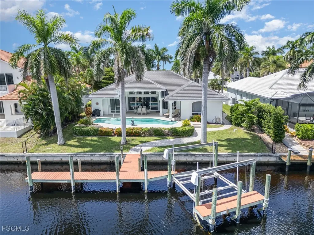 5323 SW 28th Place Cape Coral FL 33914