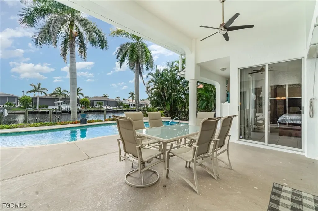 5323 SW 28th Place Cape Coral FL 33914