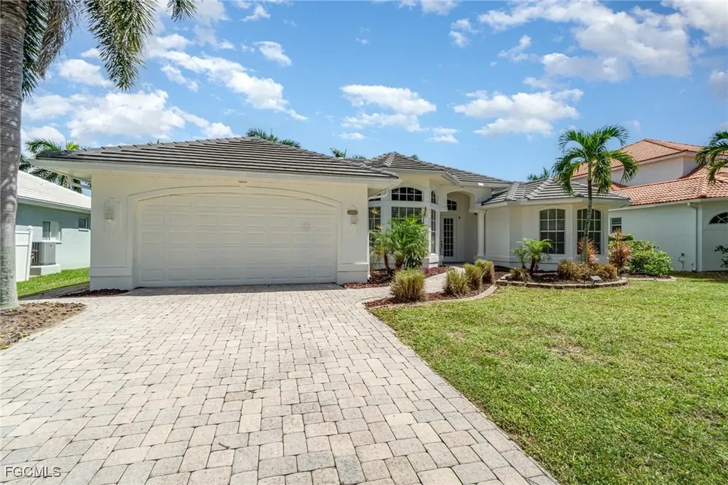 5323 SW 28th Place Cape Coral FL 33914
