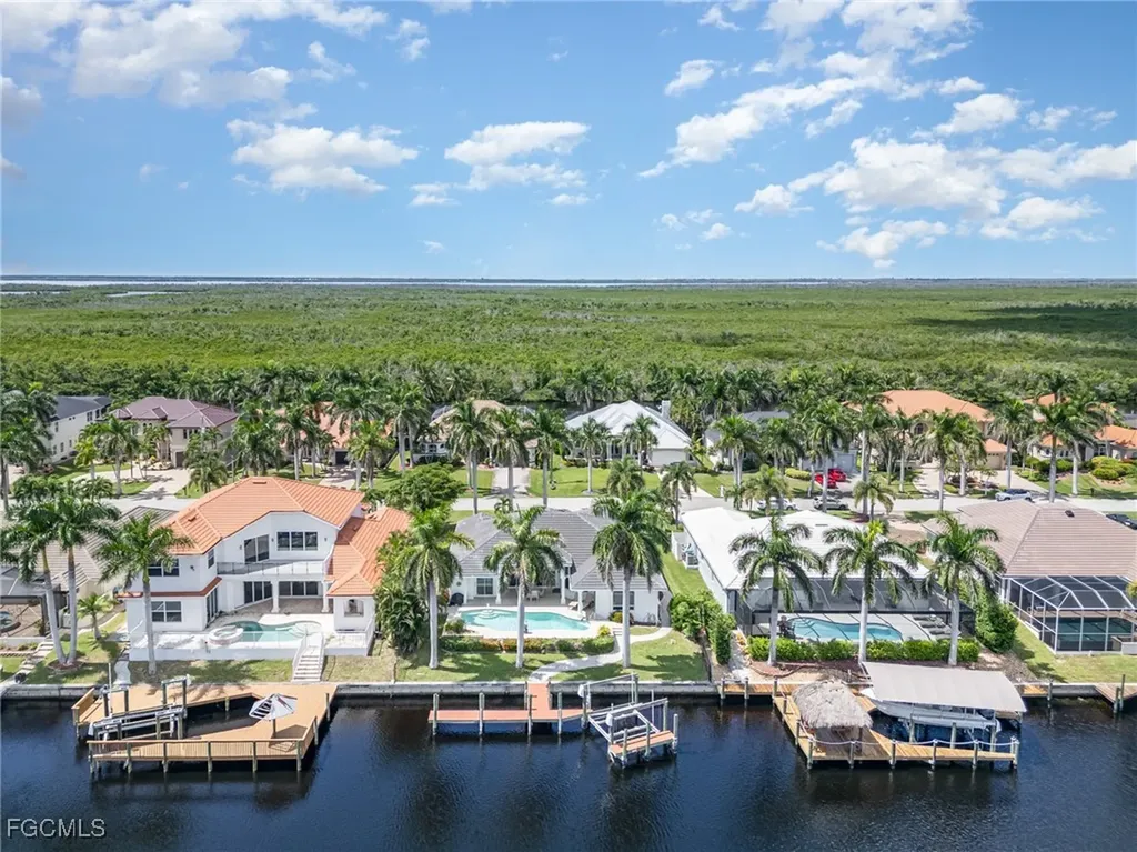 5323 SW 28th Place Cape Coral FL 33914