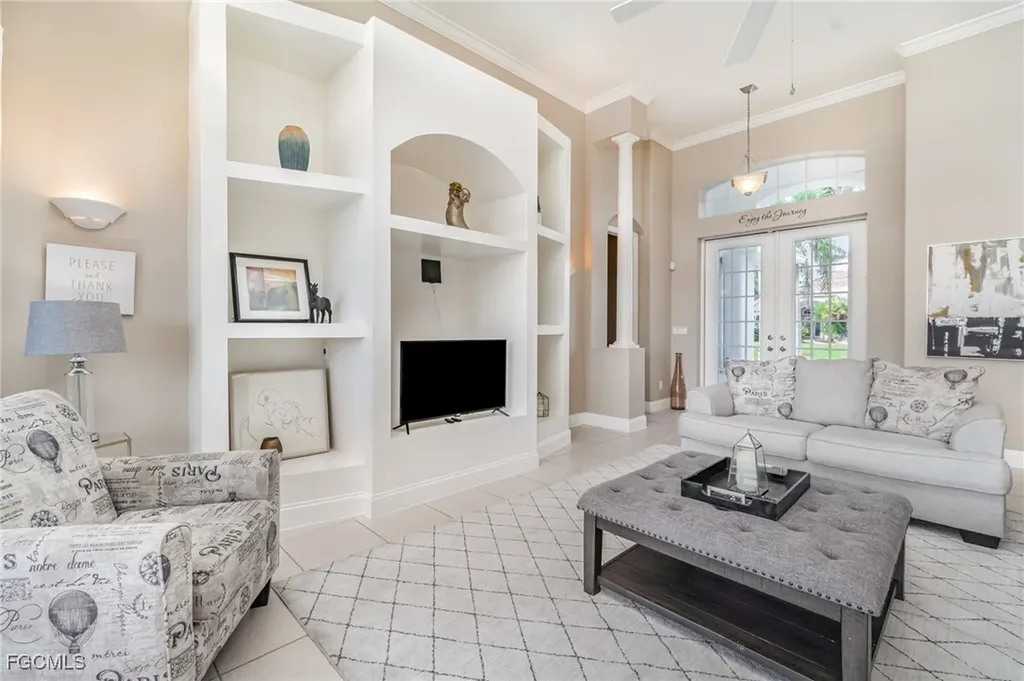 5323 SW 28th Place Cape Coral FL 33914