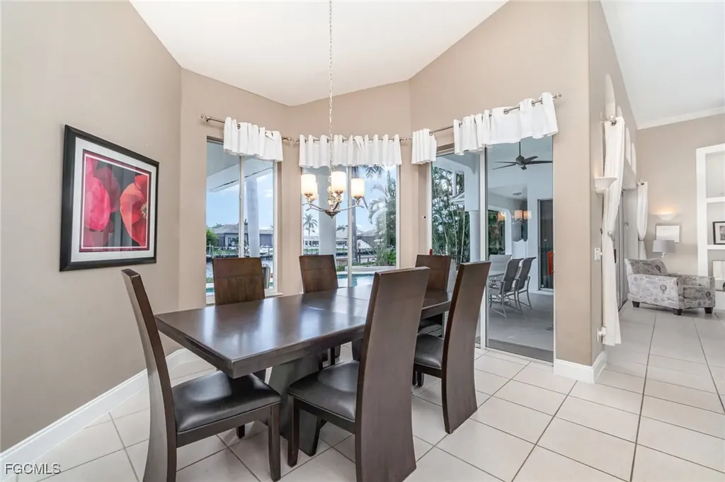 5323 SW 28th Place Cape Coral FL 33914