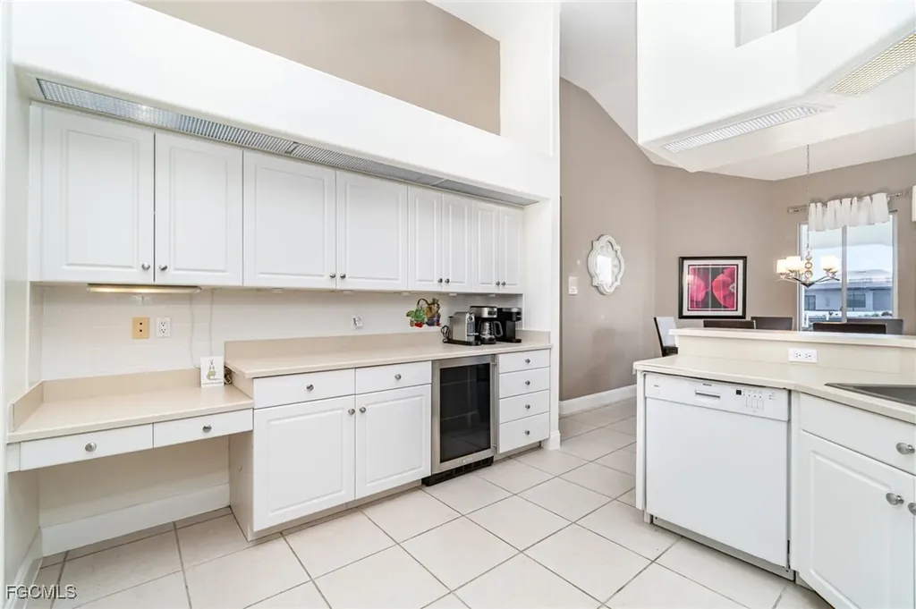 5323 SW 28th Place Cape Coral FL 33914