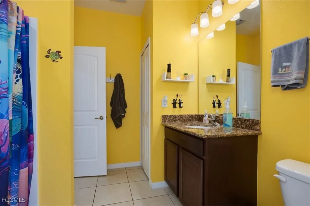 2720 NW 17th Place Cape Coral FL 33993