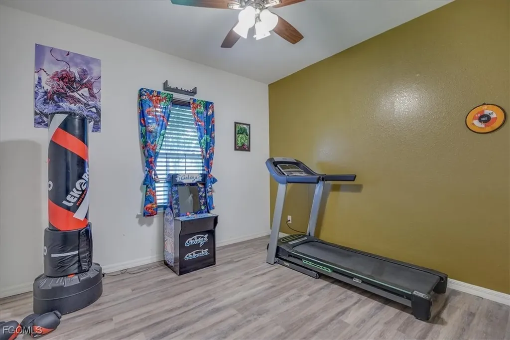 2720 NW 17th Place Cape Coral FL 33993