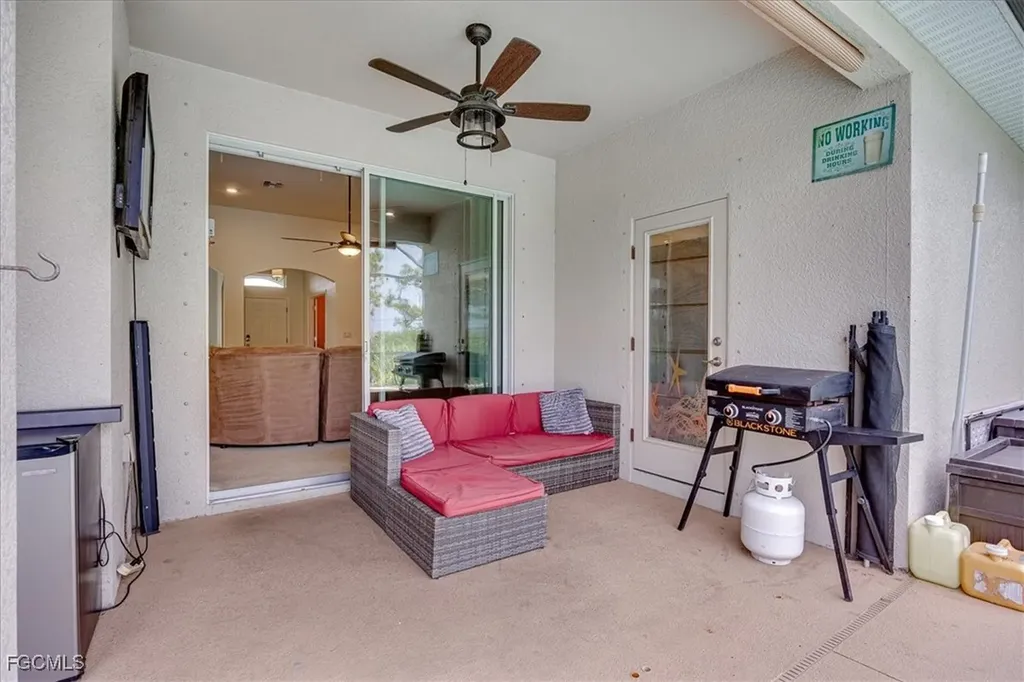 2720 NW 17th Place Cape Coral FL 33993