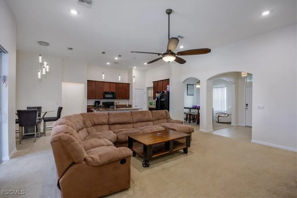 2720 NW 17th Place Cape Coral FL 33993