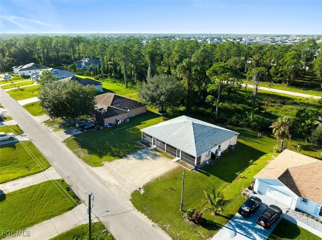 4735 30th Street SW Lehigh Acres FL 33973