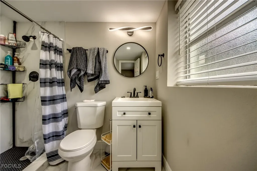 2544 1st Street Fort Myers FL 33901