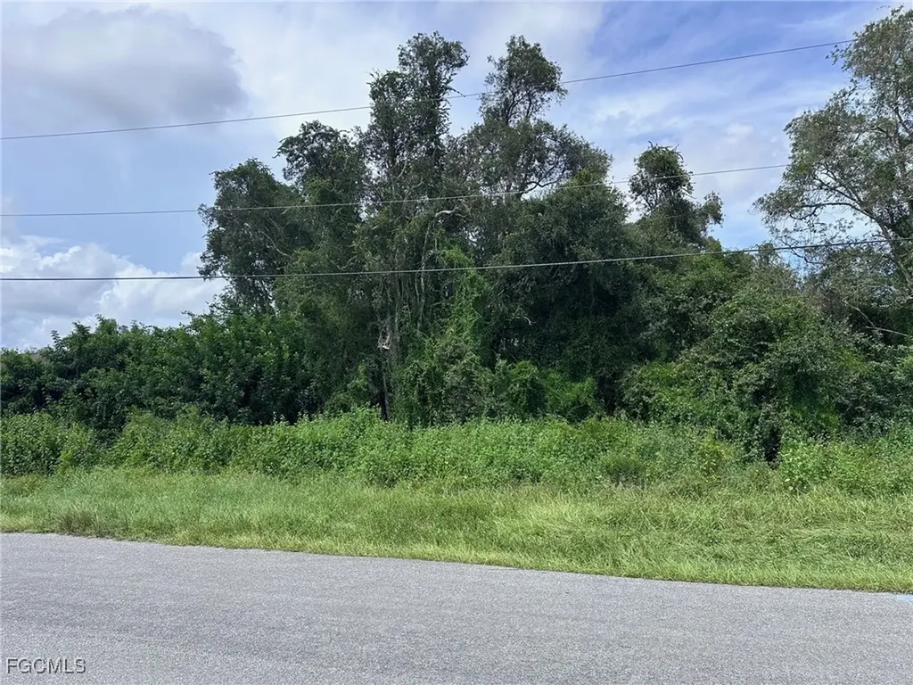 104 Zobora Circle Fort Myers FL 33913