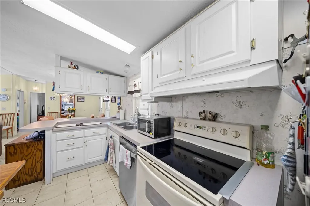 370 Nicklaus Boulevard North Fort Myers FL 33903