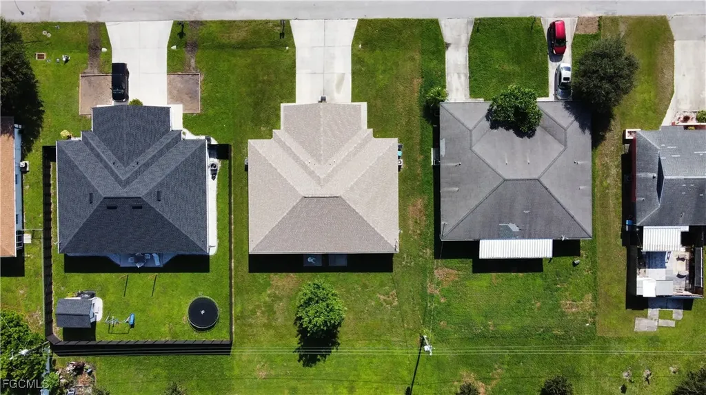 906/908 SE 6th Court Cape Coral FL 33990