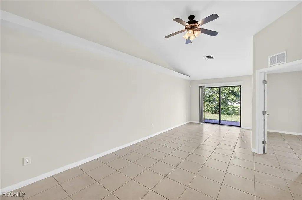 906/908 SE 6th Court Cape Coral FL 33990