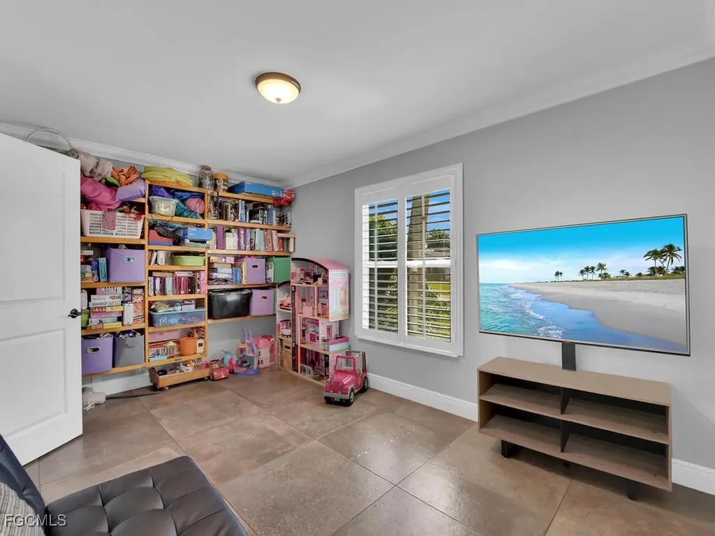 6923 Old Whiskey Creek Drive Fort Myers FL 33919