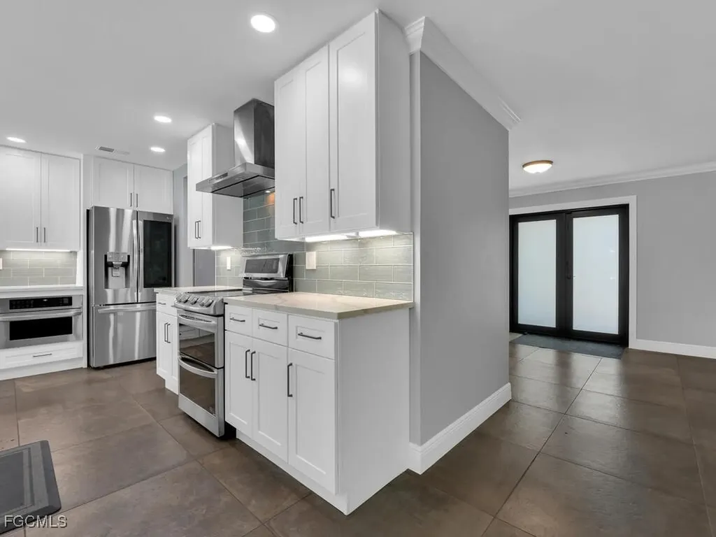 6923 Old Whiskey Creek Drive Fort Myers FL 33919