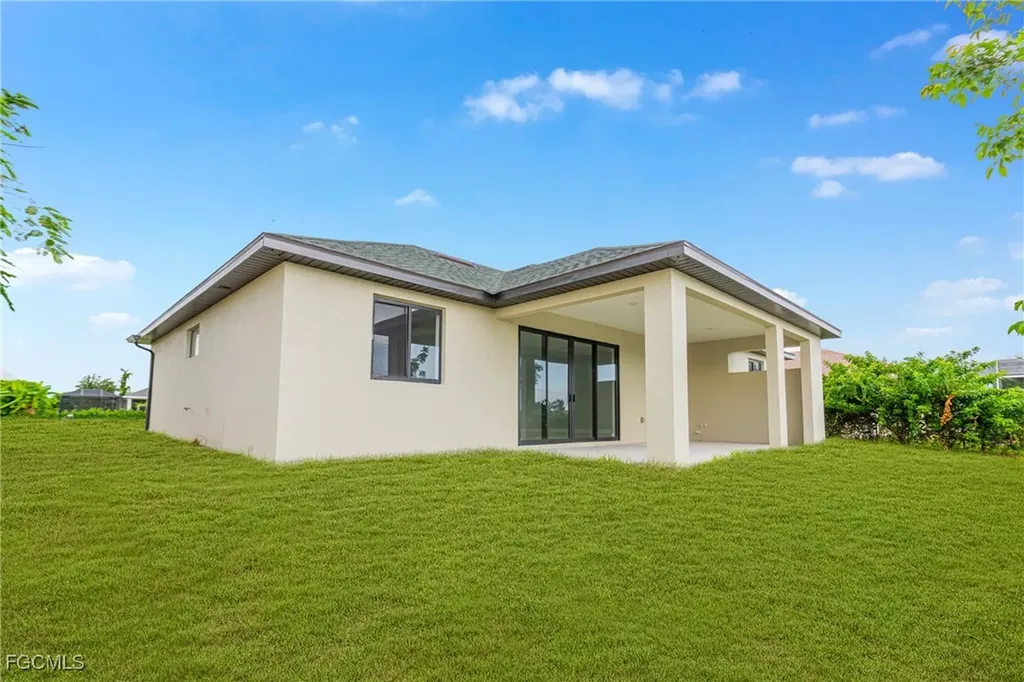 1907 NW 26th Street Cape Coral FL 33993