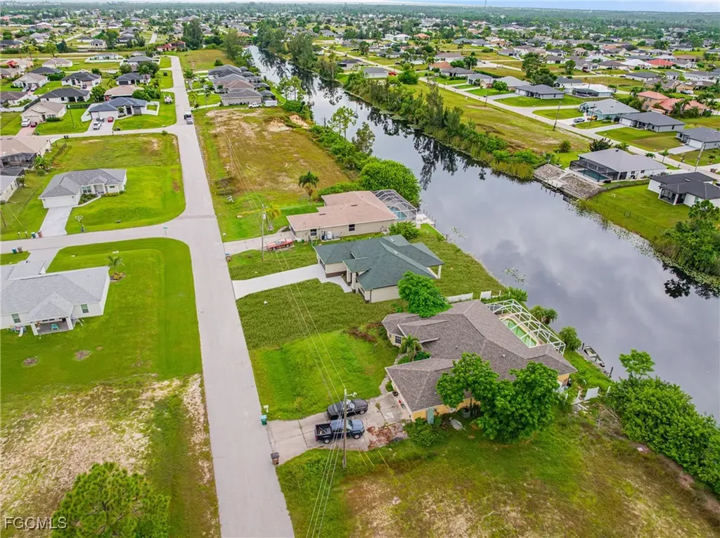1907 NW 26th Street Cape Coral FL 33993