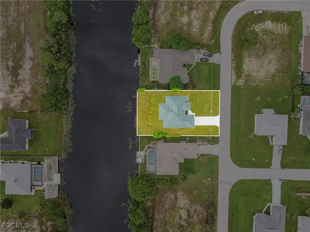 1907 NW 26th Street Cape Coral FL 33993