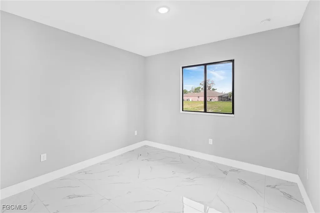 1907 NW 26th Street Cape Coral FL 33993