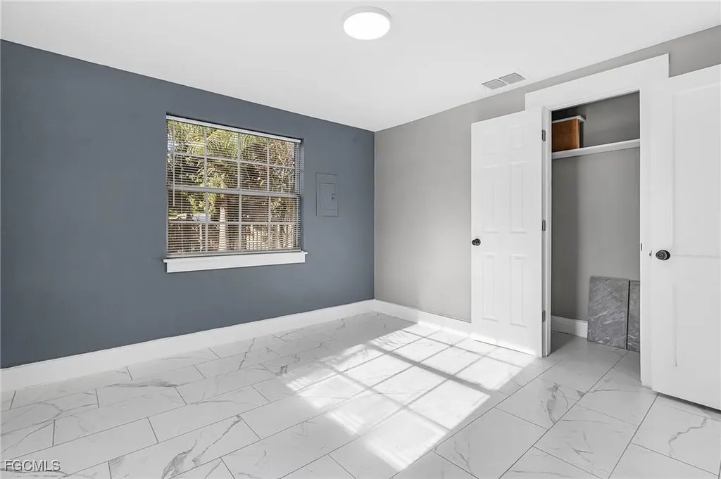 4472 E Riverside Drive Fort Myers FL 33905