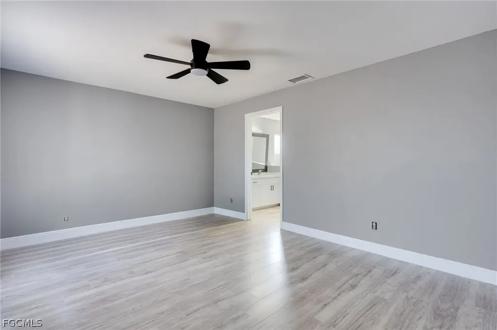 4305 NE 20th Place Cape Coral FL 33909