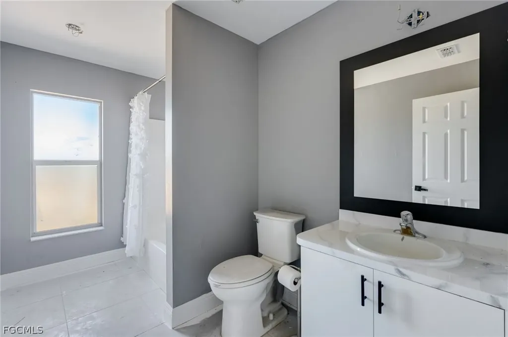 4305 NE 20th Place Cape Coral FL 33909