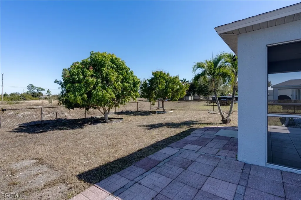 4305 NE 20th Place Cape Coral FL 33909