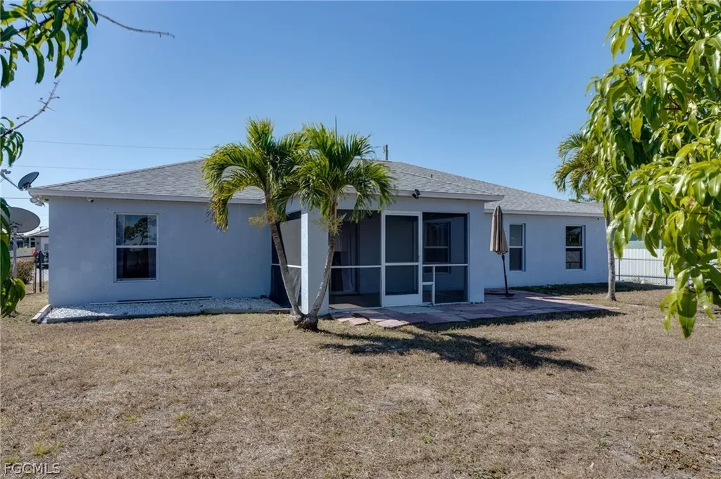 4305 NE 20th Place Cape Coral FL 33909