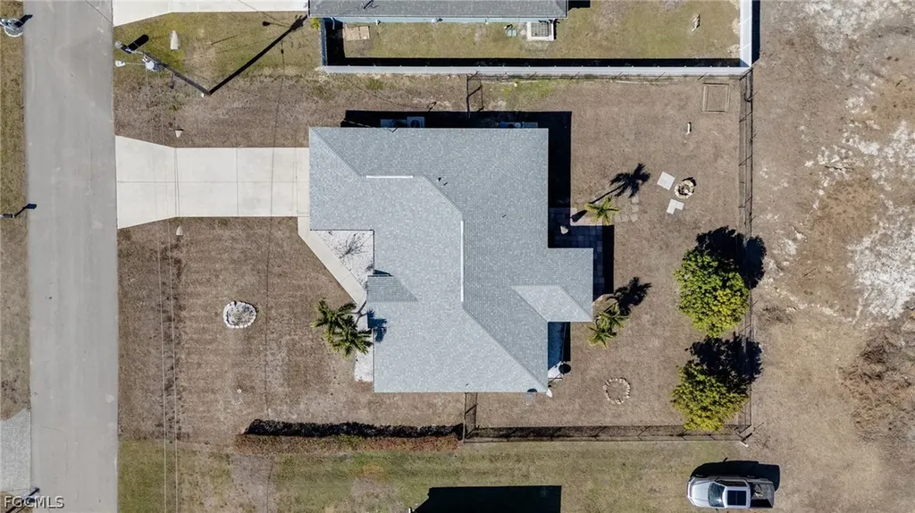 4305 NE 20th Place Cape Coral FL 33909