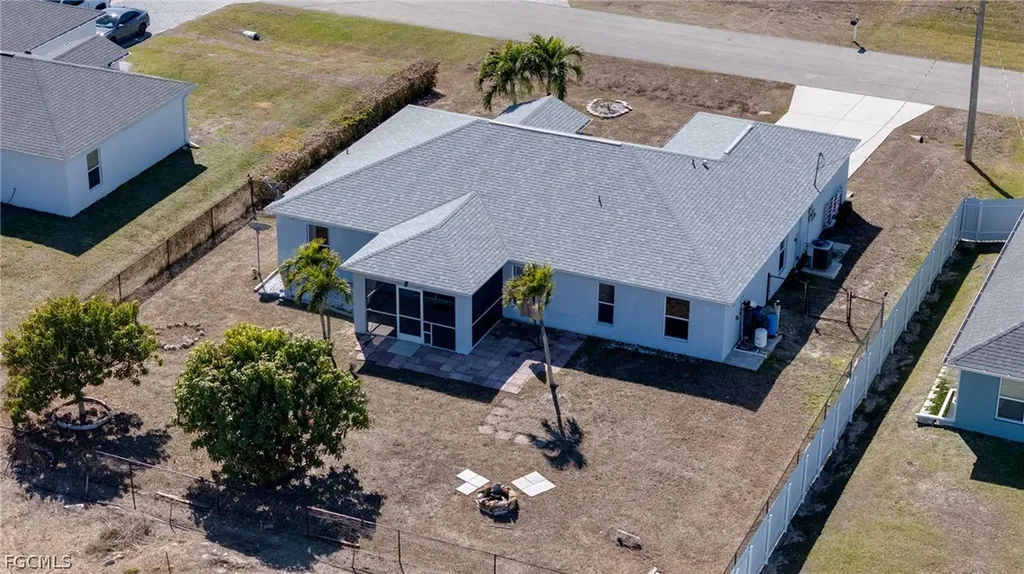 4305 NE 20th Place Cape Coral FL 33909