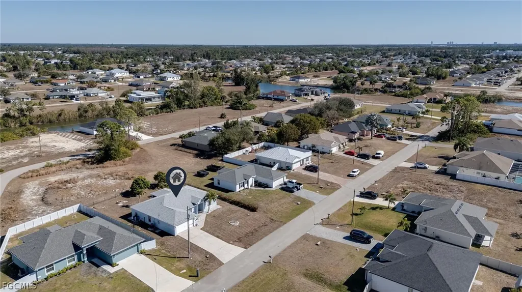 4305 NE 20th Place Cape Coral FL 33909