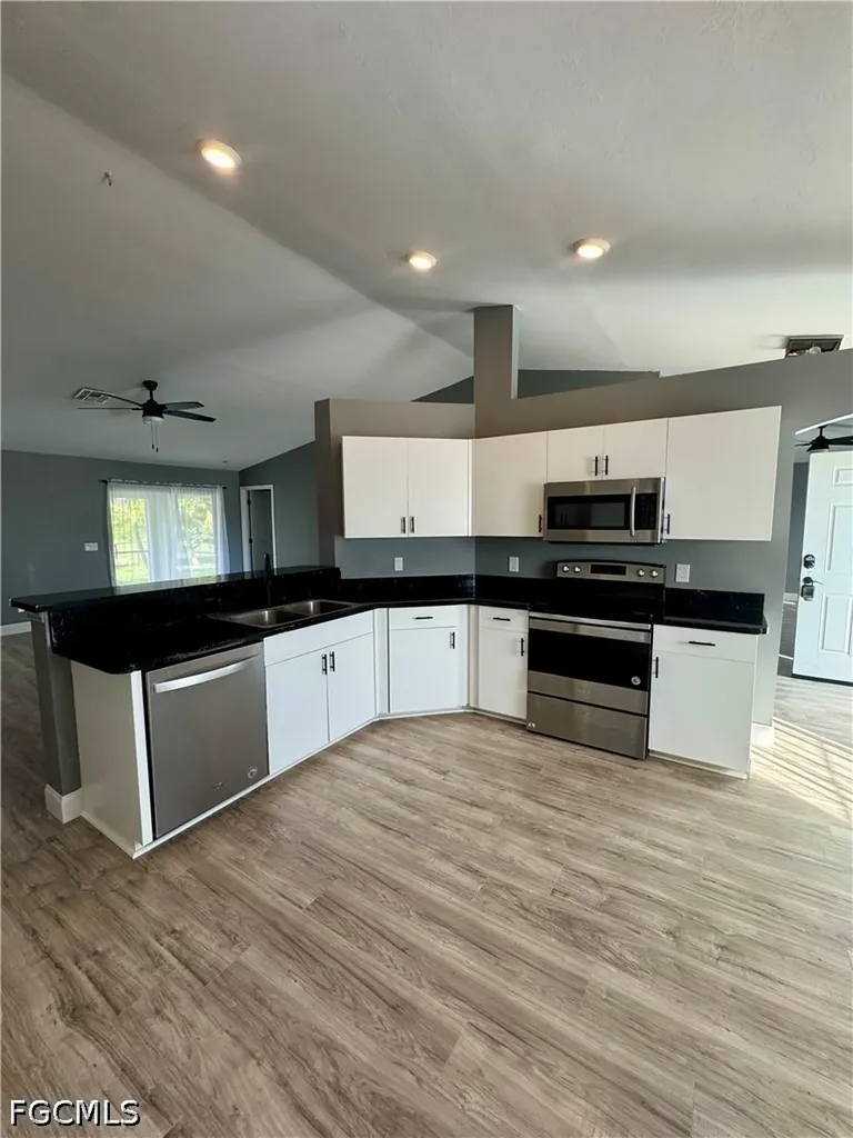4305 NE 20th Place Cape Coral FL 33909