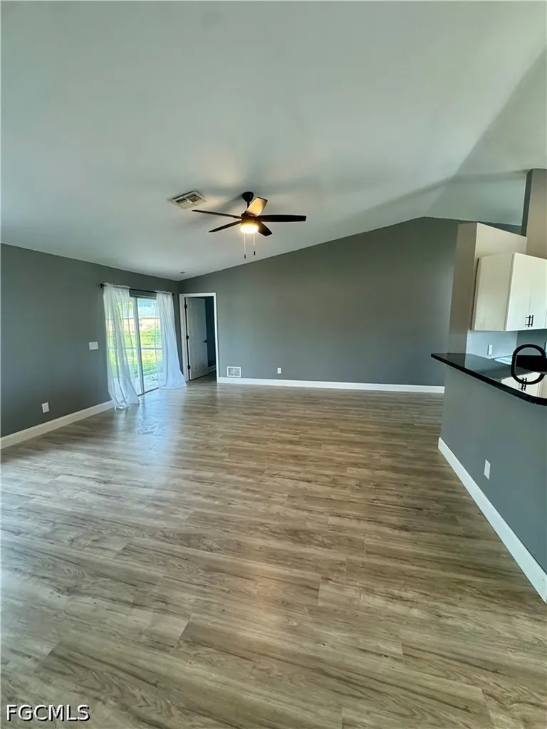 4305 NE 20th Place Cape Coral FL 33909