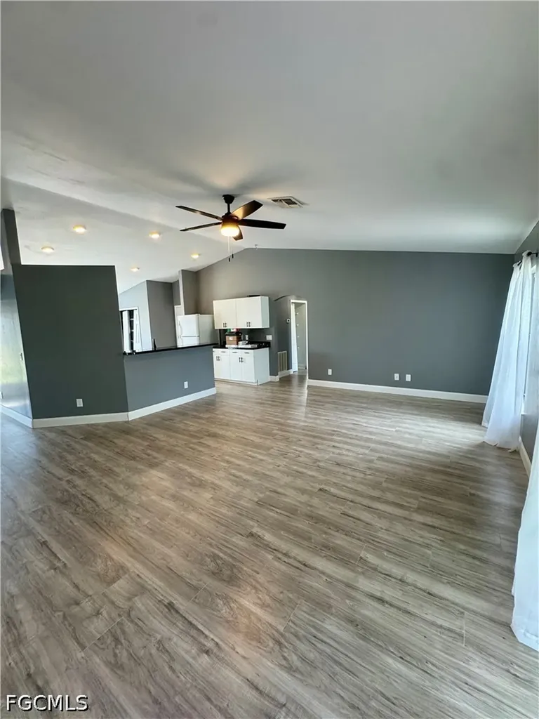 4305 NE 20th Place Cape Coral FL 33909