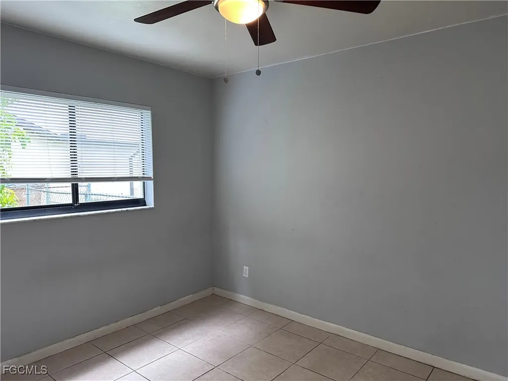 205 NE 9th Court Cape Coral FL 33909