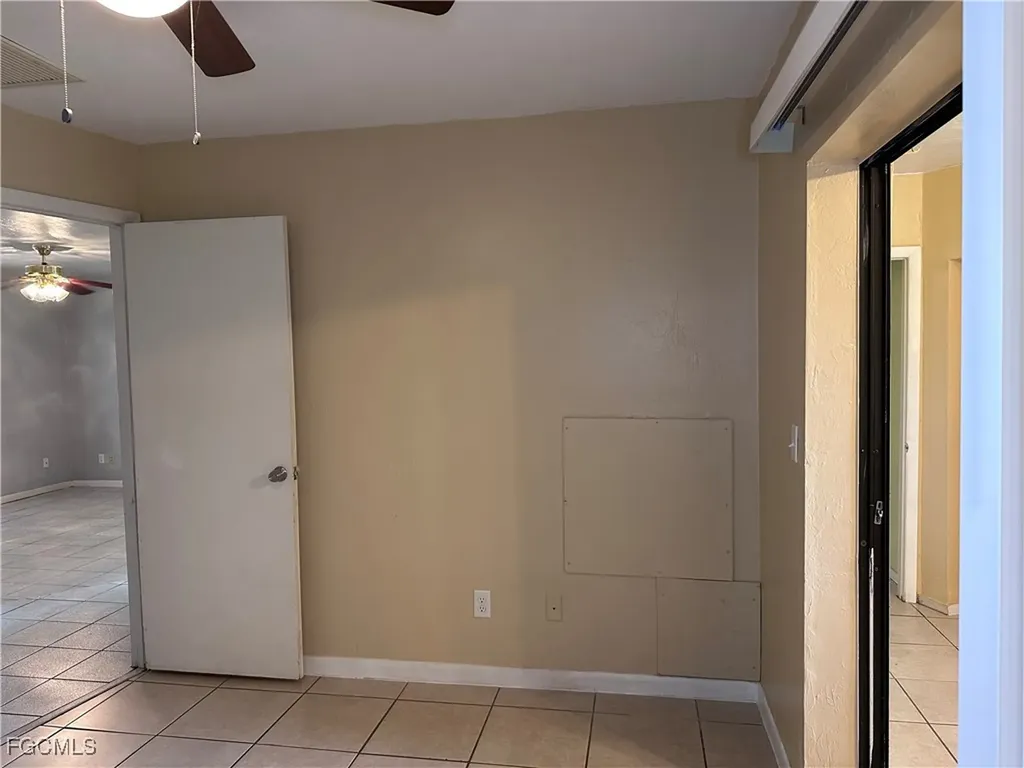 205 NE 9th Court Cape Coral FL 33909