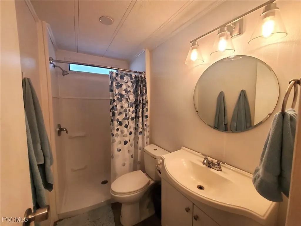 648 Future Drive North Fort Myers FL 33917