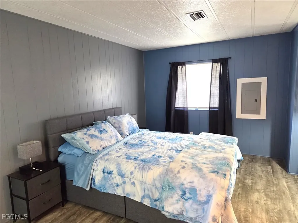 648 Future Drive North Fort Myers FL 33917