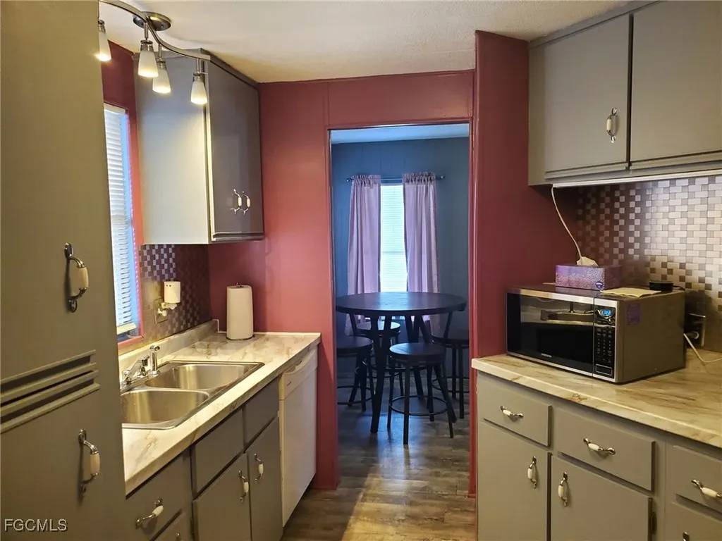 648 Future Drive North Fort Myers FL 33917