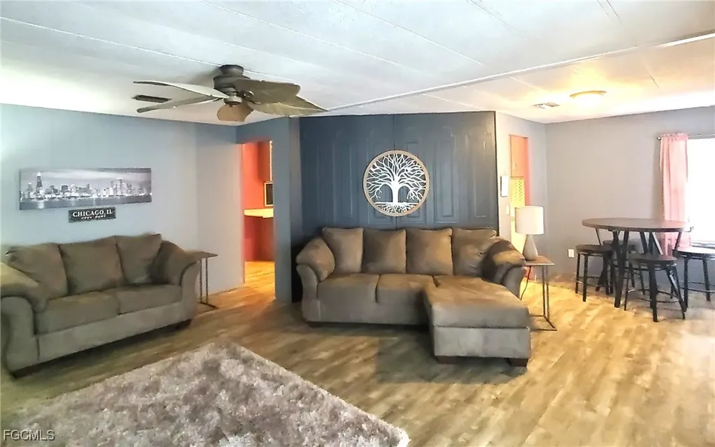 648 Future Drive North Fort Myers FL 33917