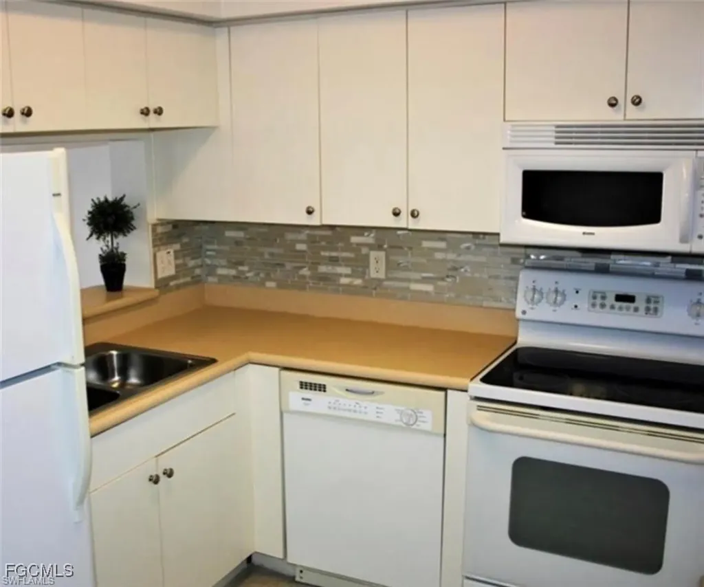 8358 Bernwood Cove Loop Fort Myers FL 33966