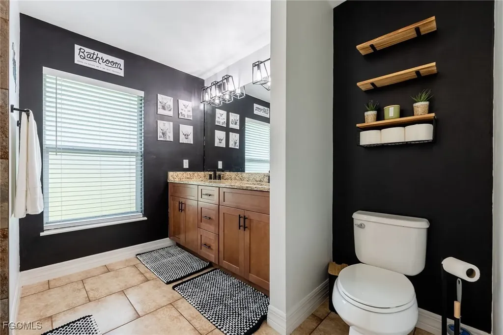 2212 Hamilton Avenue Alva FL 33920