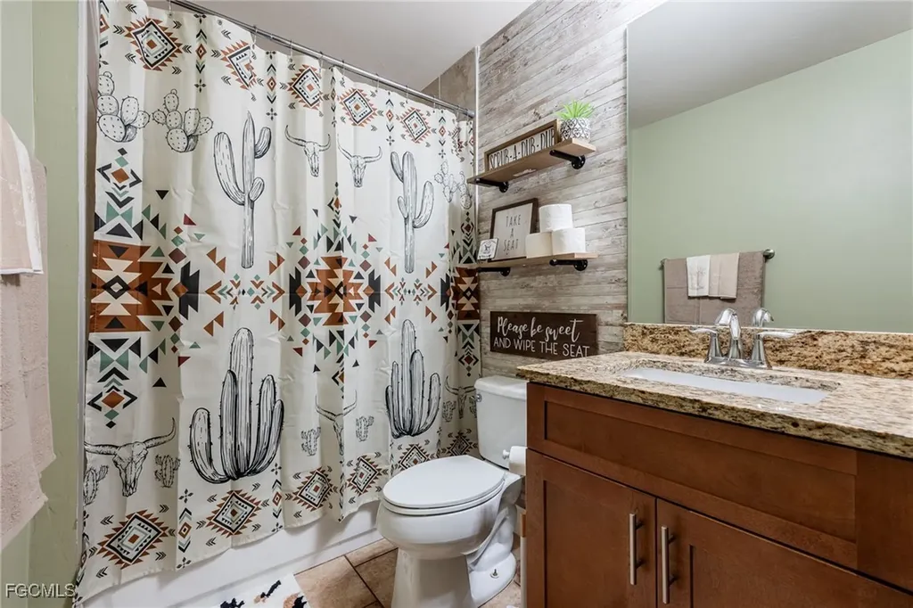 2212 Hamilton Avenue Alva FL 33920