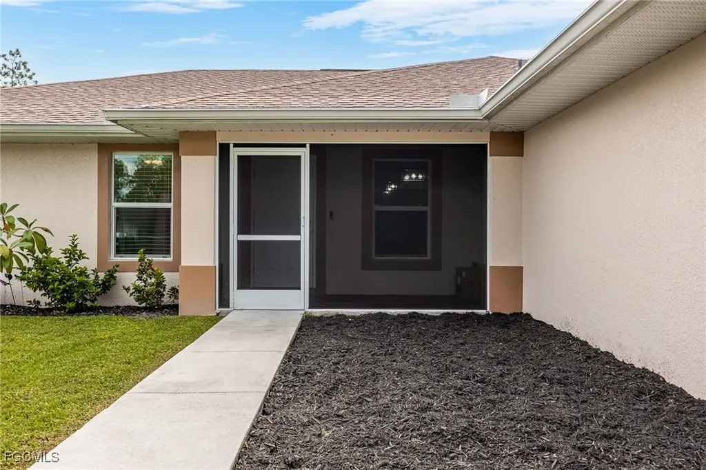 2212 Hamilton Avenue Alva FL 33920