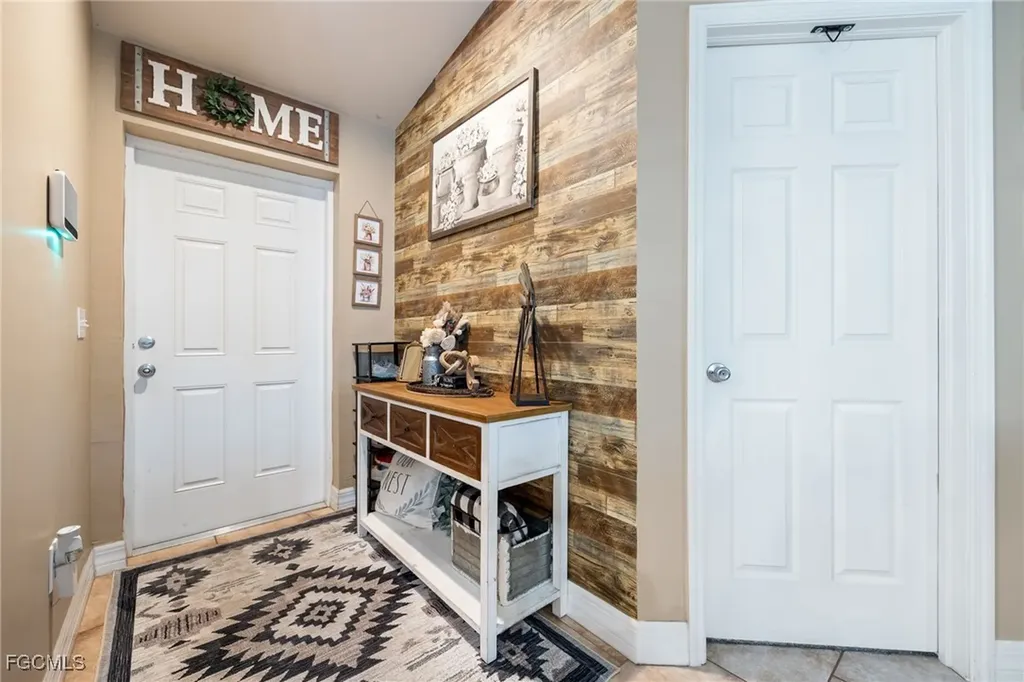 2212 Hamilton Avenue Alva FL 33920