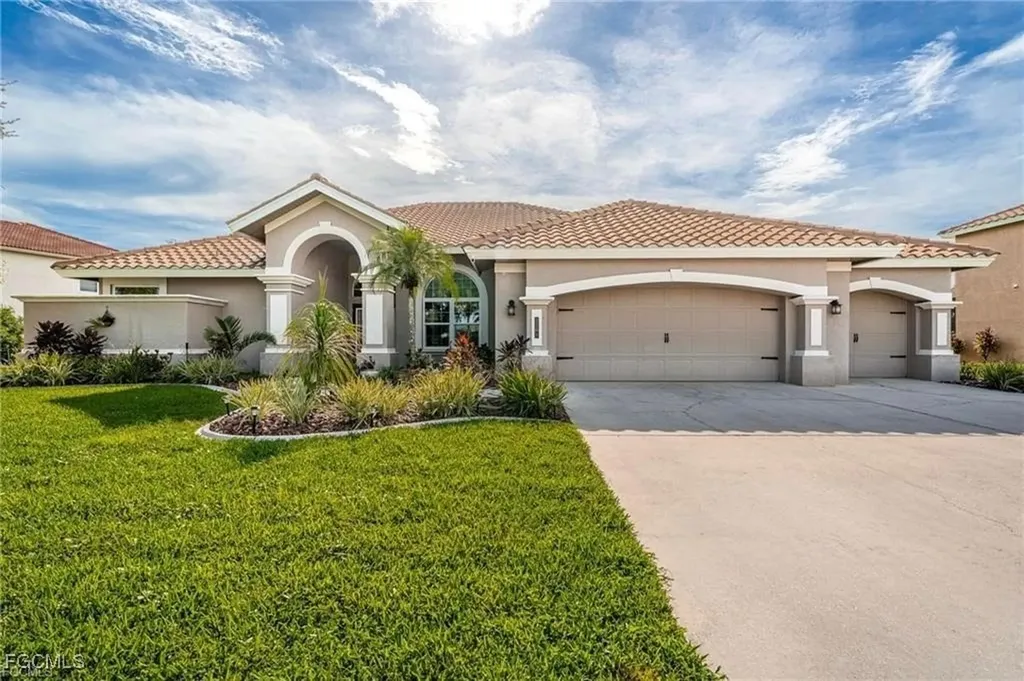 Lehigh Acres FL, 2201 Oxford Ridge Circle