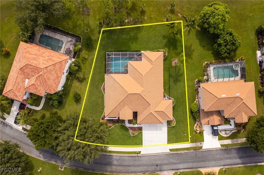 2201 Oxford Ridge Circle Lehigh Acres FL 33973