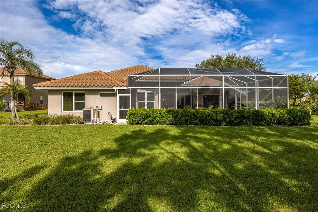 2201 Oxford Ridge Circle Lehigh Acres FL 33973