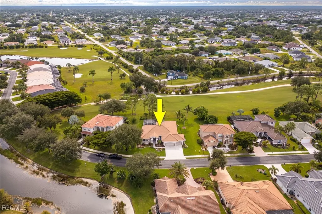 2201 Oxford Ridge Circle Lehigh Acres FL 33973